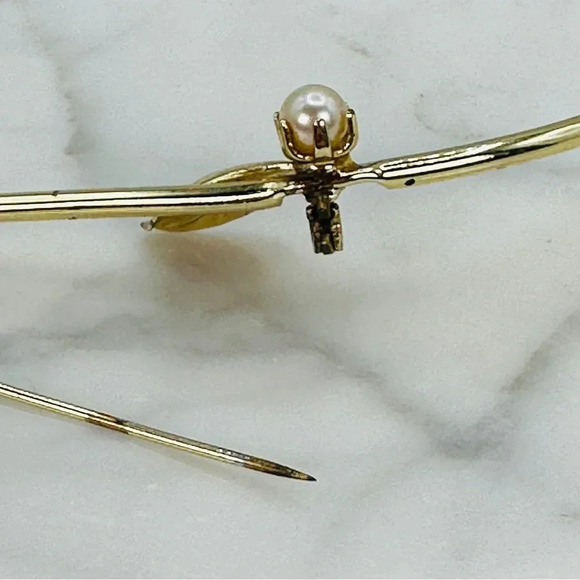 Vintage Large Rose Brooch with Pearl Center Goldtone 4.25” Statement Gla… - Picture 9 of 11